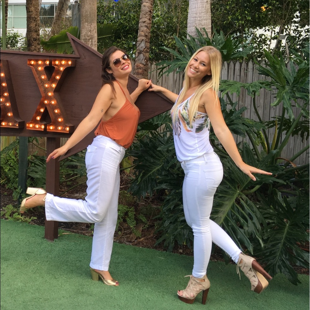 AEO WHITE SKINNY JEGGINGS